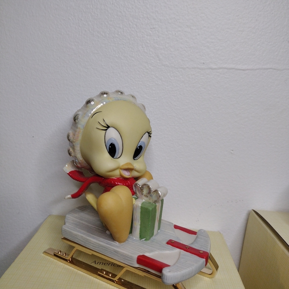 Tweety on a slid (No Offer Set Price)